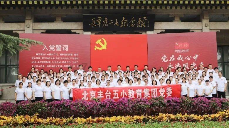 周星驰和葛优你更喜欢谁？为什么？